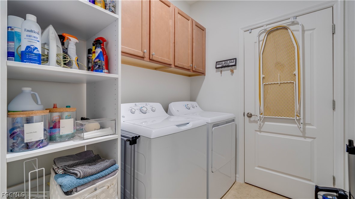 Fort Myers, Florida, 33966, United States, 3 Bedrooms Bedrooms, ,2 BathroomsBathrooms,Residential,For Sale,2022269