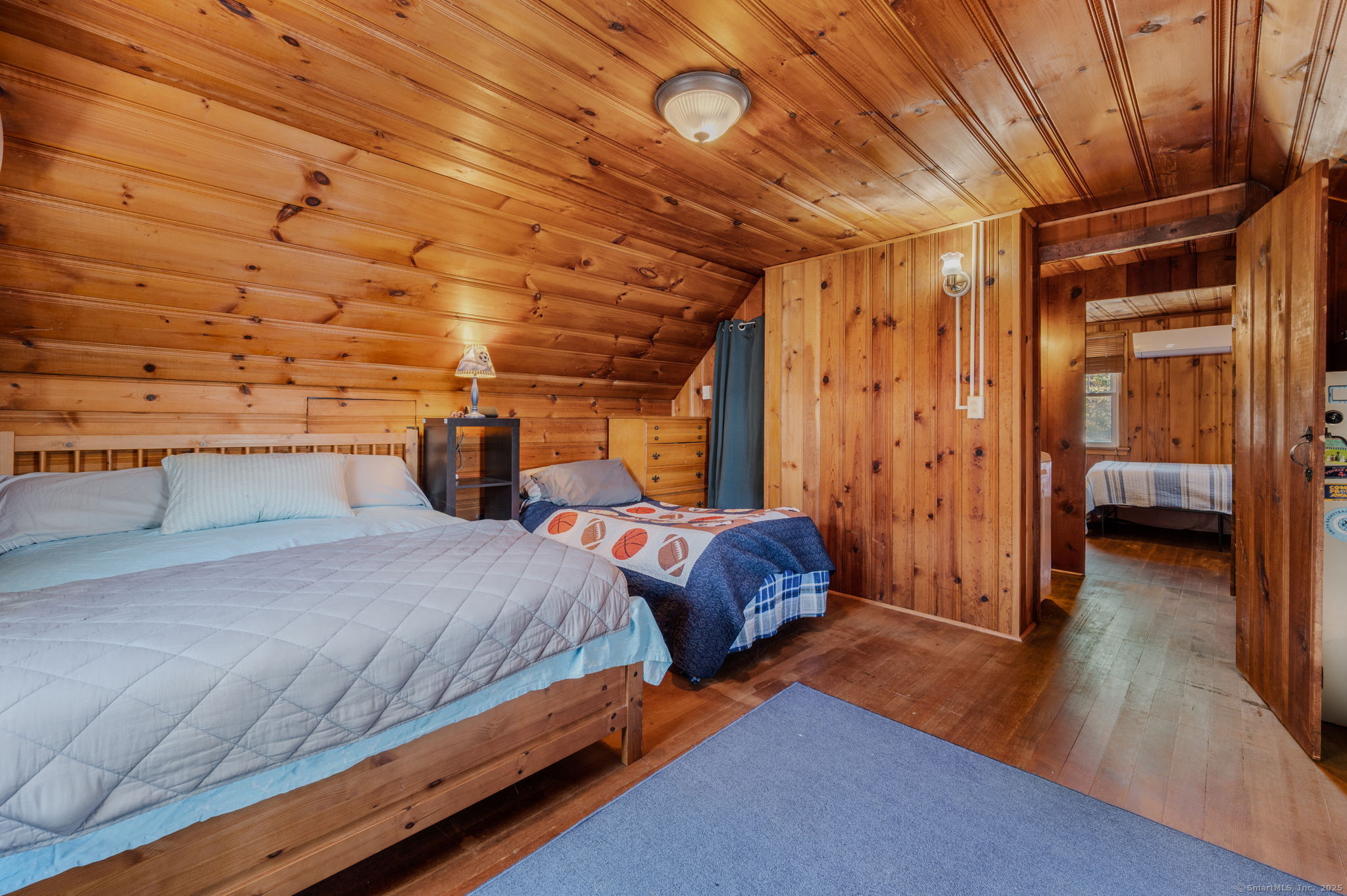 East Lyme, Connecticut, 06357, United States, 3 Bedrooms Bedrooms, ,1 BathroomBathrooms,Residential,For Sale,1987799