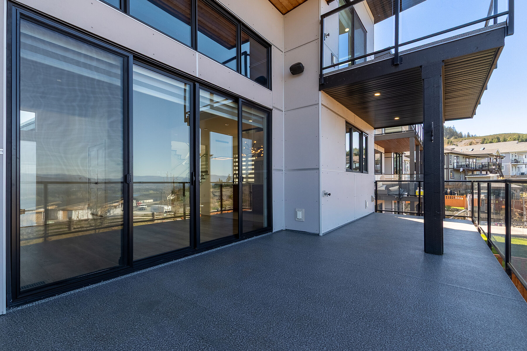  Spacious & Bright - 物件實景