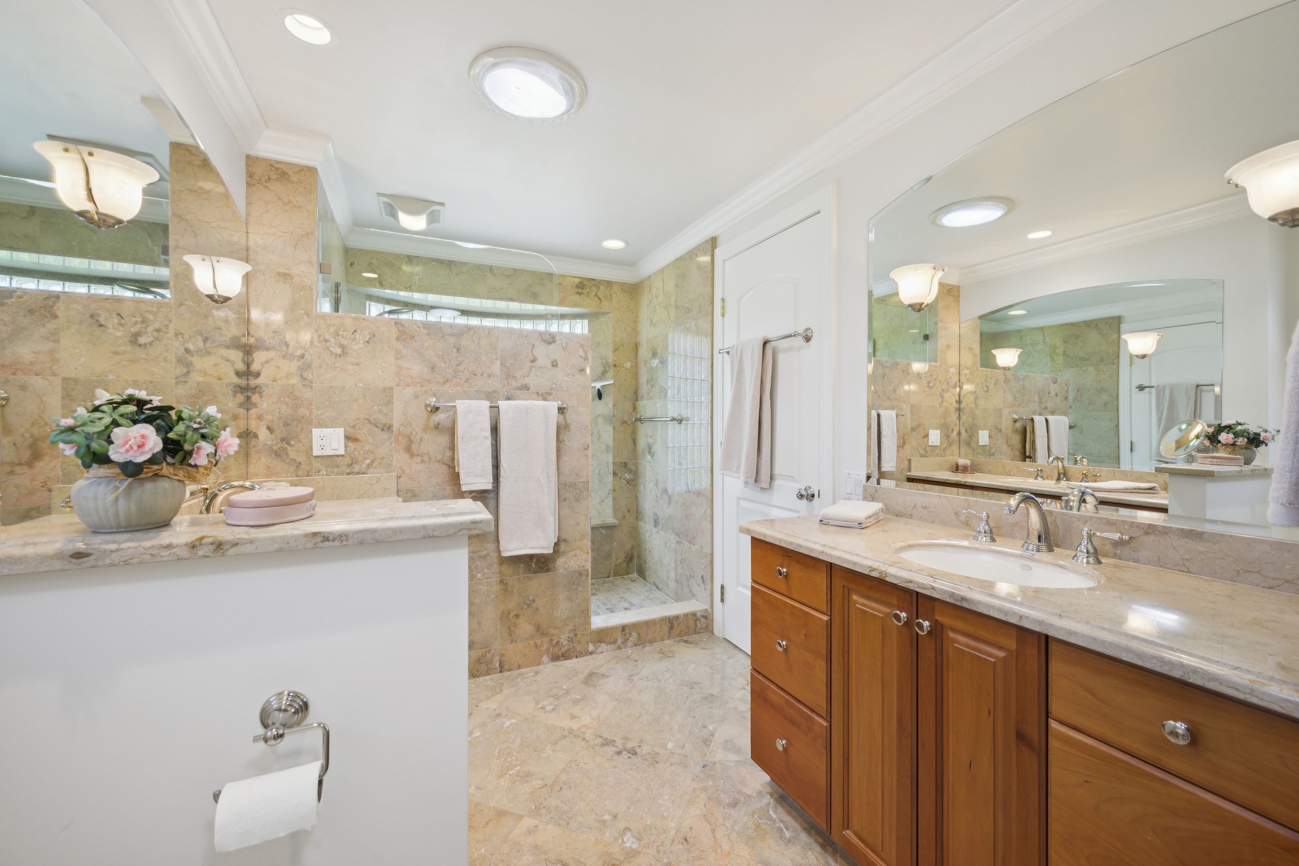  Exceptional Single Level Home in Loma Verde - 物件實景