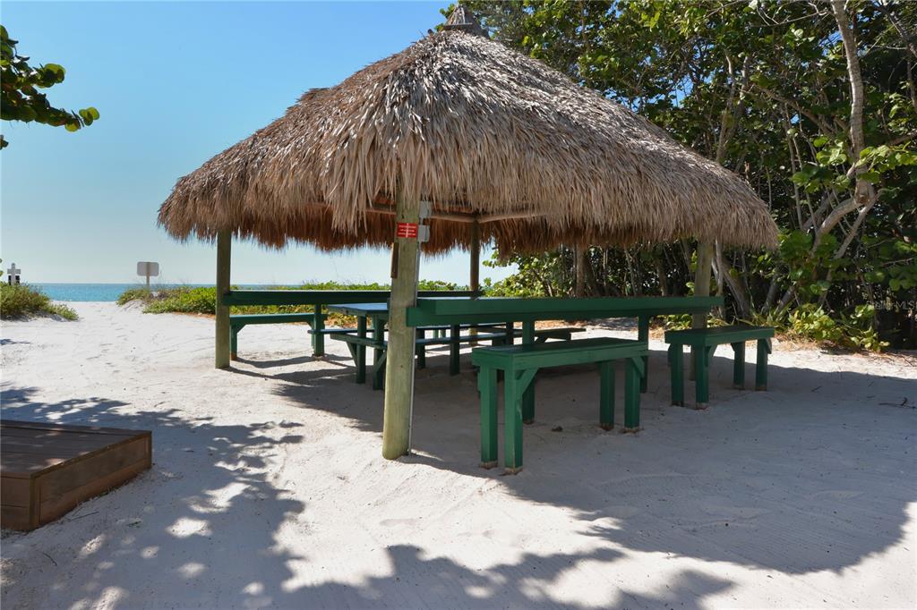 Sarasota, Florida, 34242, United States, 2 Bedrooms Bedrooms, ,2 BathroomsBathrooms,Residential,For Sale,1827426