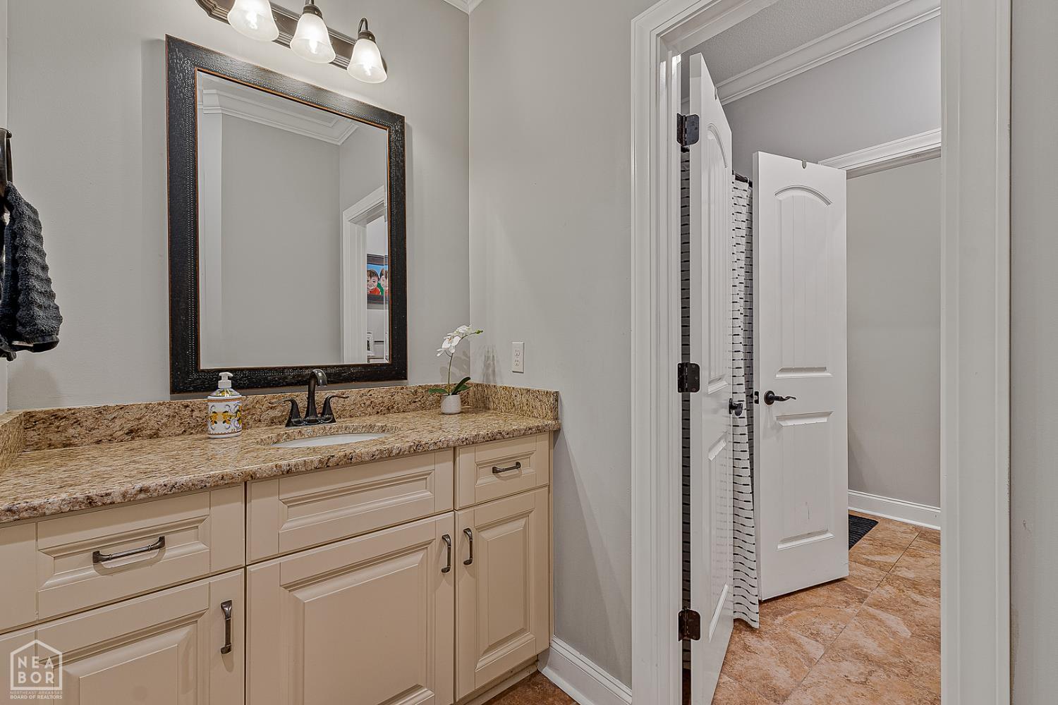 Jonesboro, Arkansas, 72404, United States, ,4 BathroomsBathrooms,Residential,For Sale,1978078