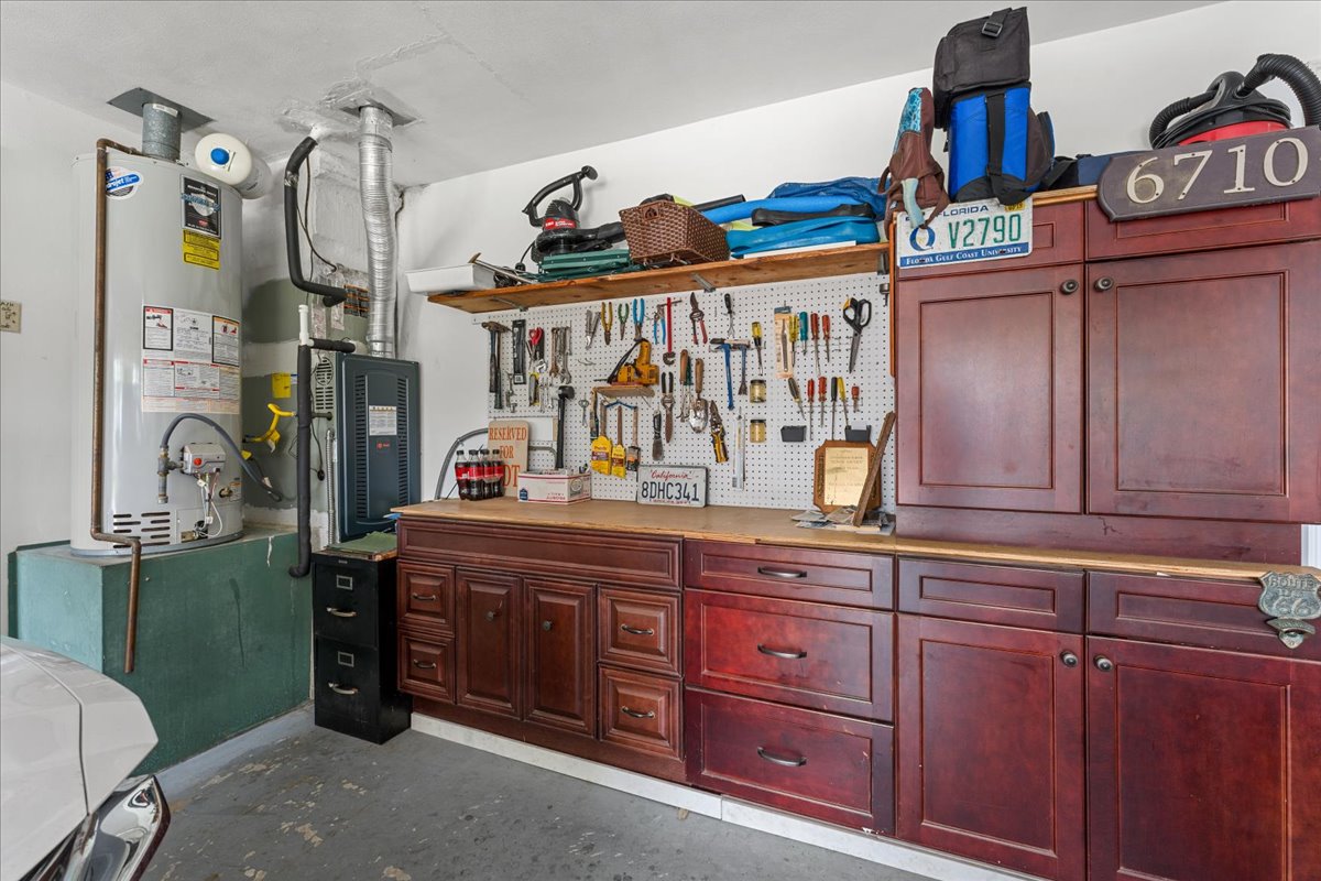 Seminole, Florida, 33772, United States, 3 Bedrooms Bedrooms, ,2 BathroomsBathrooms,Residential,For Sale,2048345