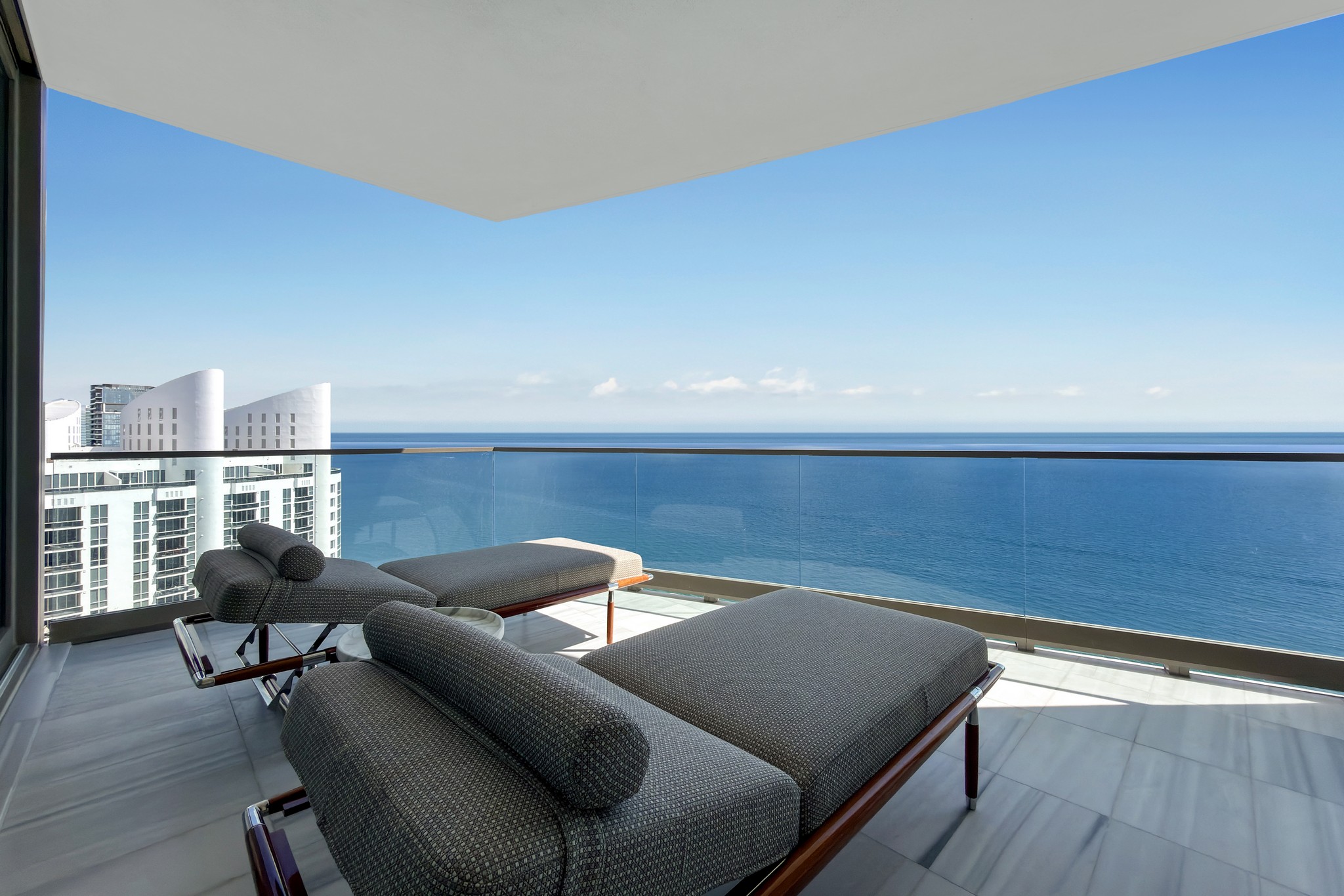  17975 Collins Ave, Sunny Isles Beach, FL, 33160 - 物件實景