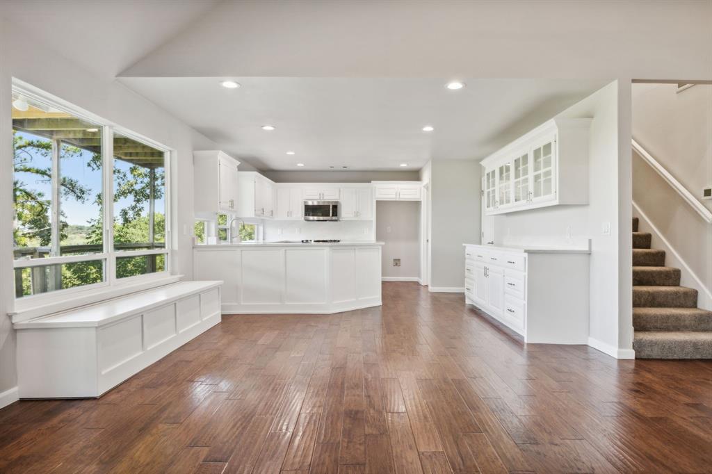 Pottsboro, Texas, 75076, United States, 3 Bedrooms Bedrooms, ,3 BathroomsBathrooms,Residential,For Sale,2003176