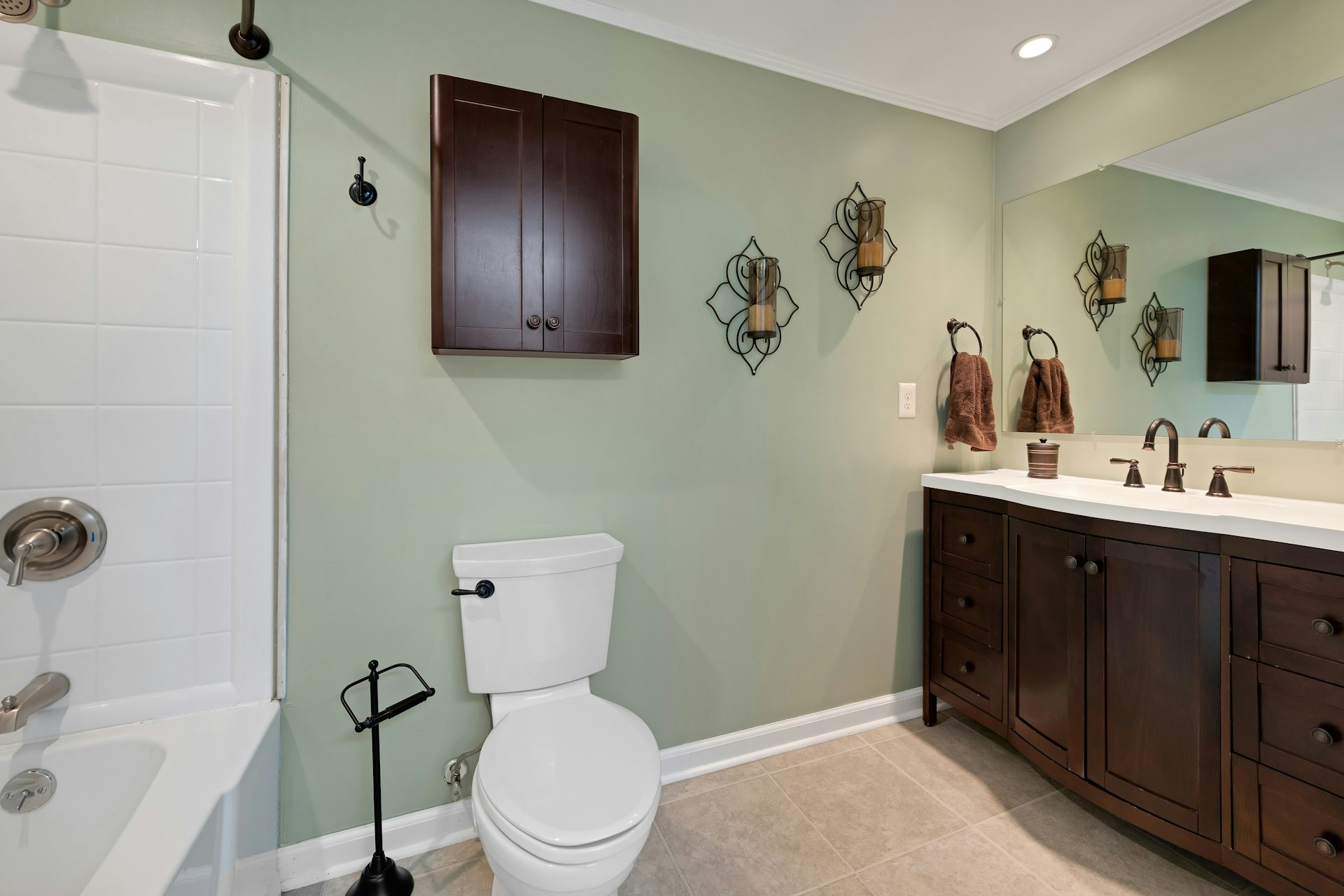 Boonton, New Jersey, 07005, United States, 3 Bedrooms Bedrooms, ,4 BathroomsBathrooms,Residential,For Sale,1974319