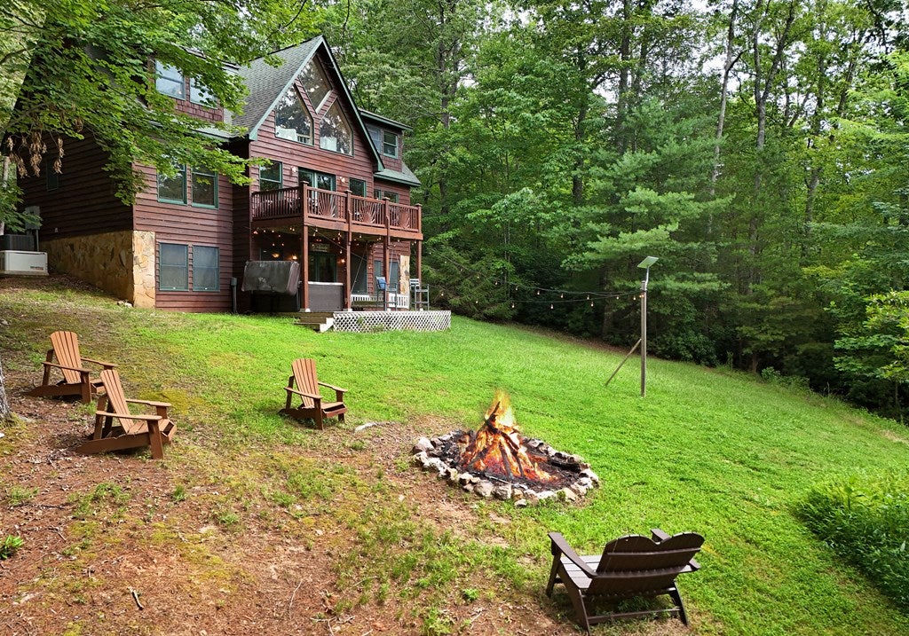 Blue Ridge, Georgia, 30513, United States, 4 Bedrooms Bedrooms, ,3 BathroomsBathrooms,Residential,For Sale,1889495