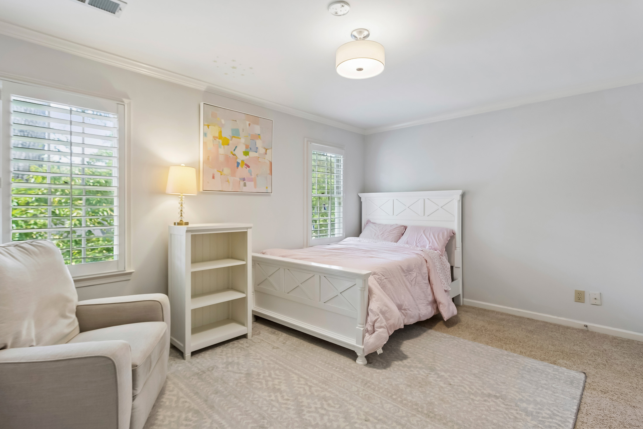  Beautifully Updated Four Bedroom Home in an Active Swim/Tennis Community - 物件實景