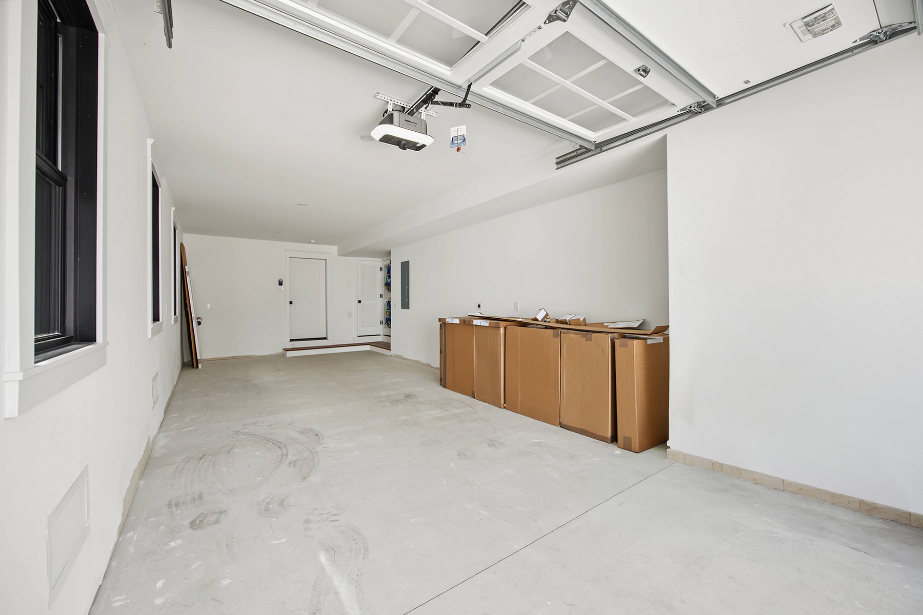  2904 Wesley Avenue Unit 1 - 物件實景