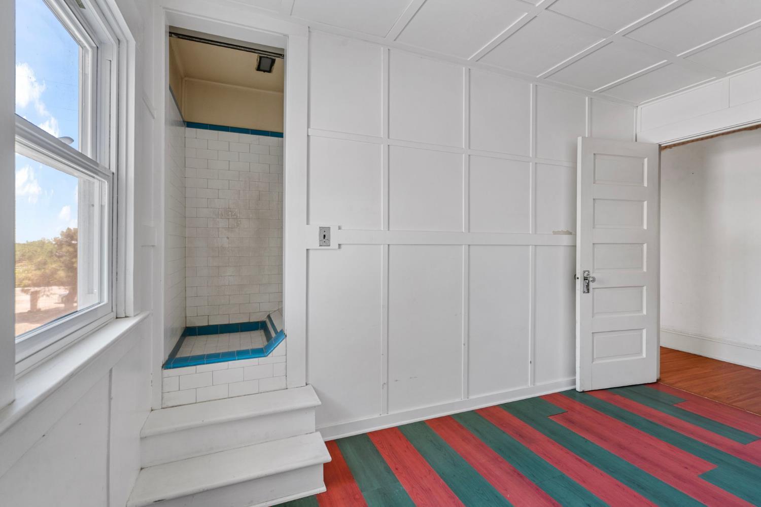 Vernalis, California, 95385, United States, 5 Bedrooms Bedrooms, ,3 BathroomsBathrooms,Residential,For Sale,1979261