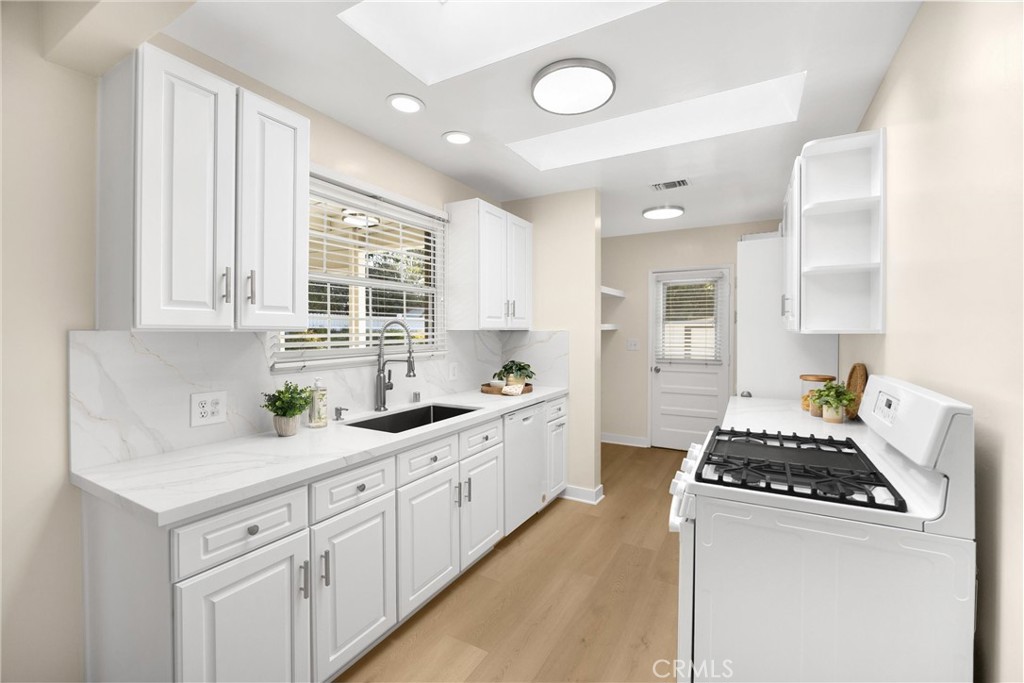 Rancho Cucamonga, California, 91730, United States, 4 Bedrooms Bedrooms, ,2 BathroomsBathrooms,Residential,For Sale,1921944