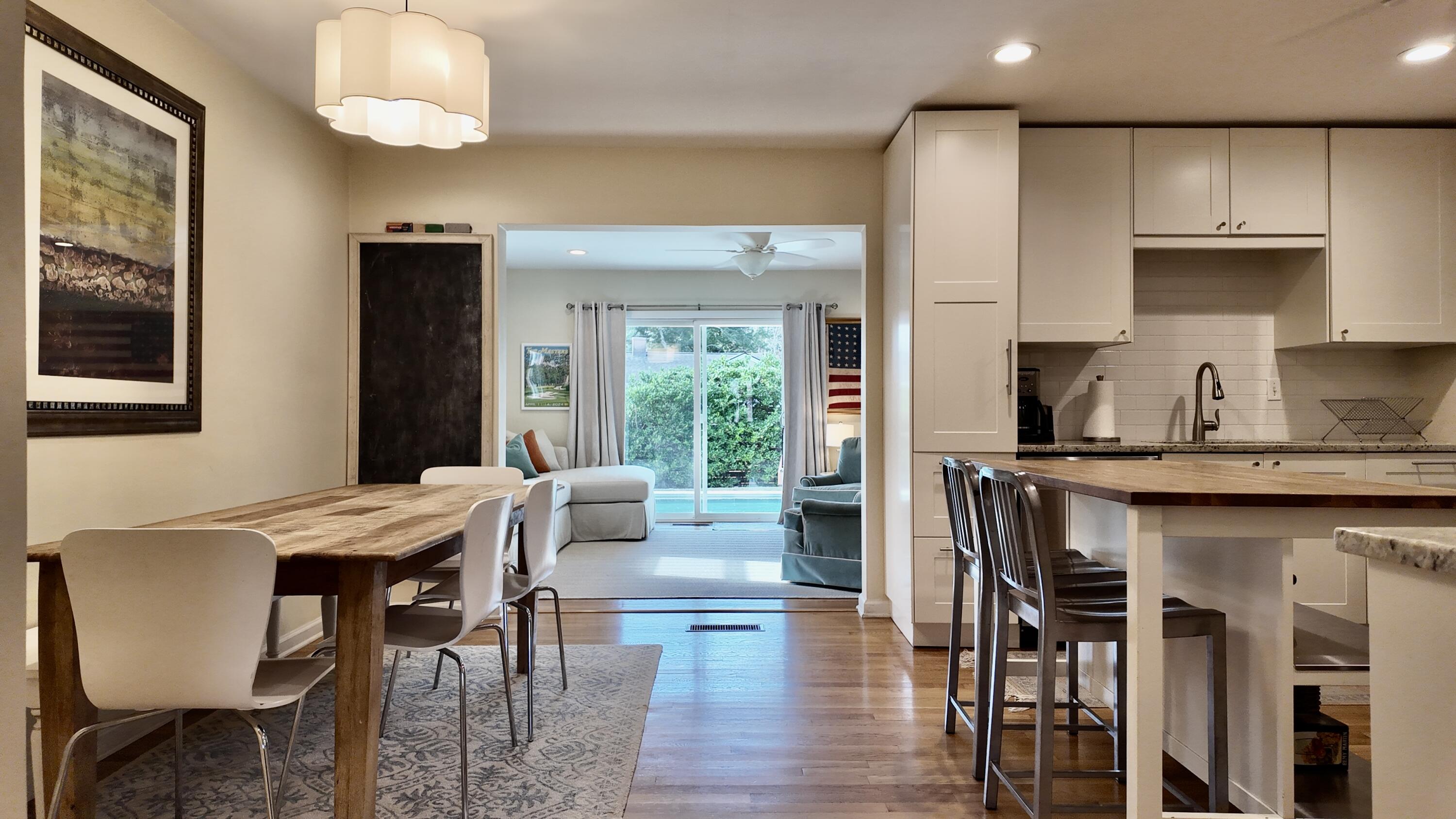 Charleston, South Carolina, 29412, United States, 3 Bedrooms Bedrooms, ,2 BathroomsBathrooms,Residential,For Sale,2001762