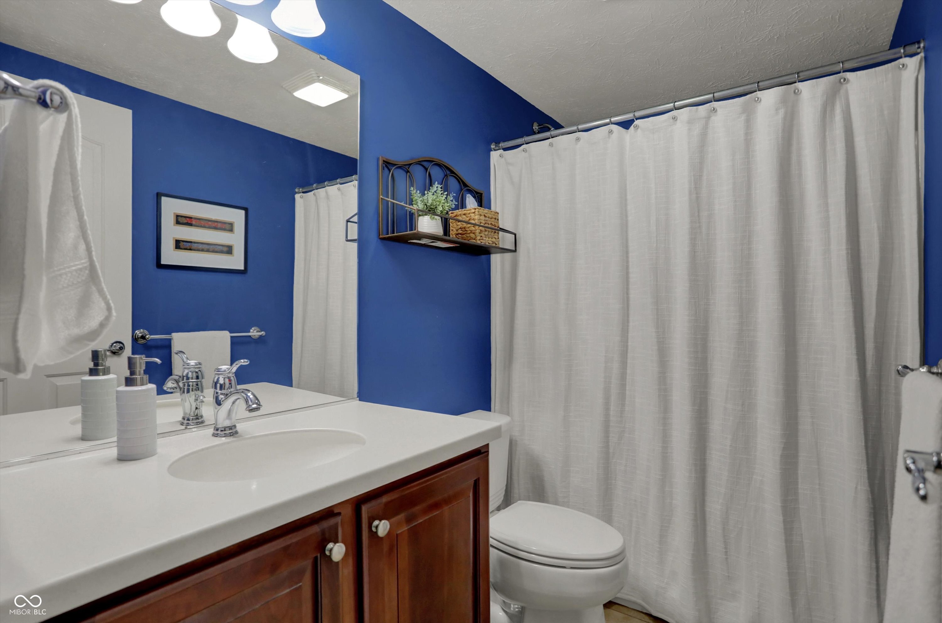 Zionsville, Indiana, 46077, United States, 4 Bedrooms Bedrooms, ,4 BathroomsBathrooms,Residential,For Sale,1880613