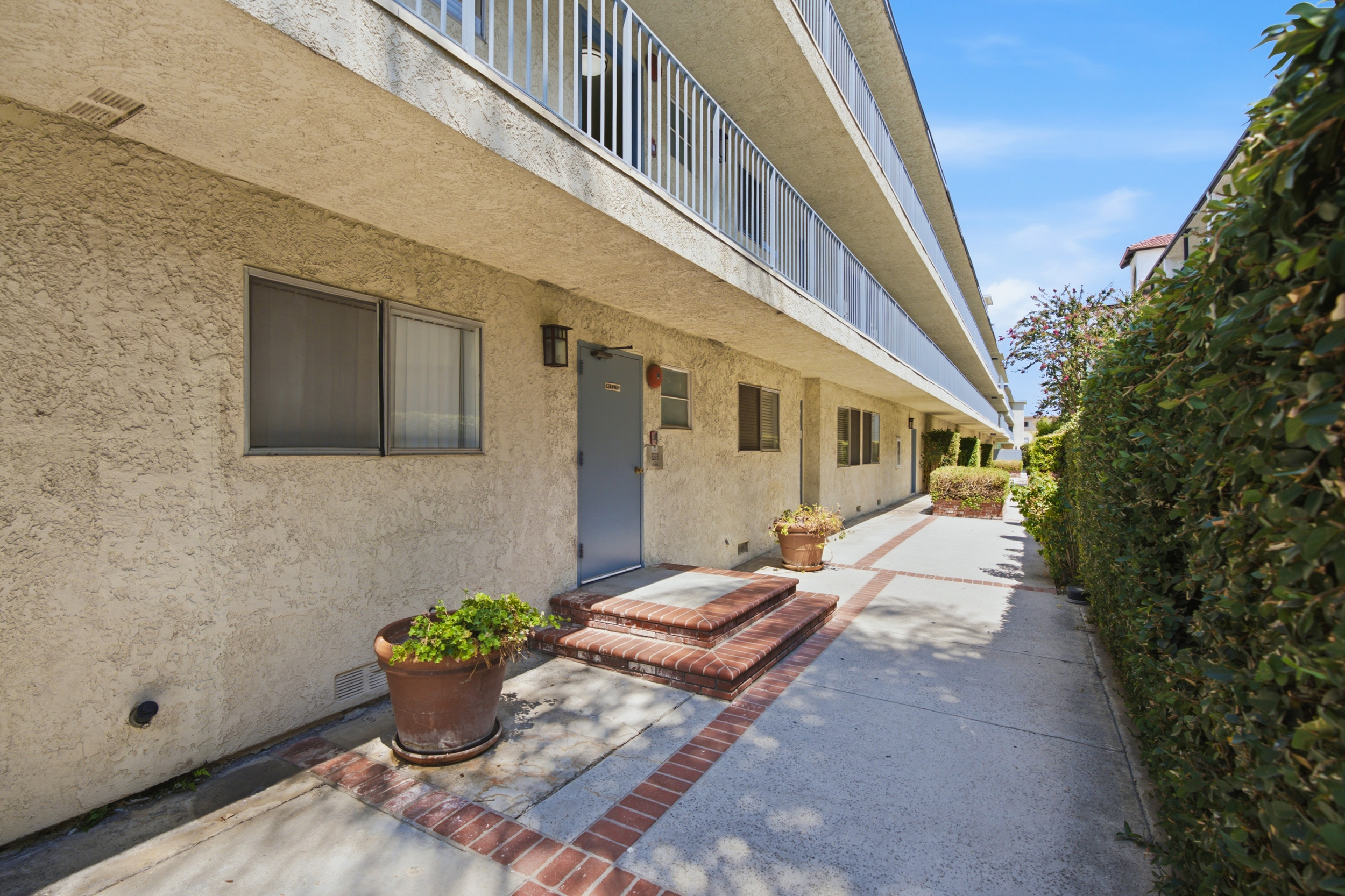 Lindley Ave, Encino, CA 91316 #1