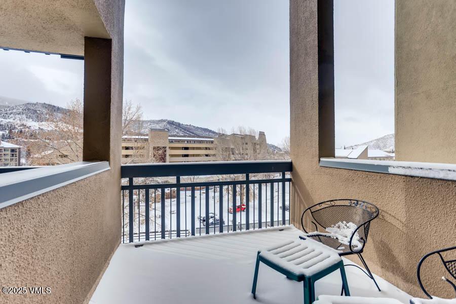 Avon, Colorado, 81620, United States, 3 Bedrooms Bedrooms, ,3 BathroomsBathrooms,Residential,For Sale,1731603