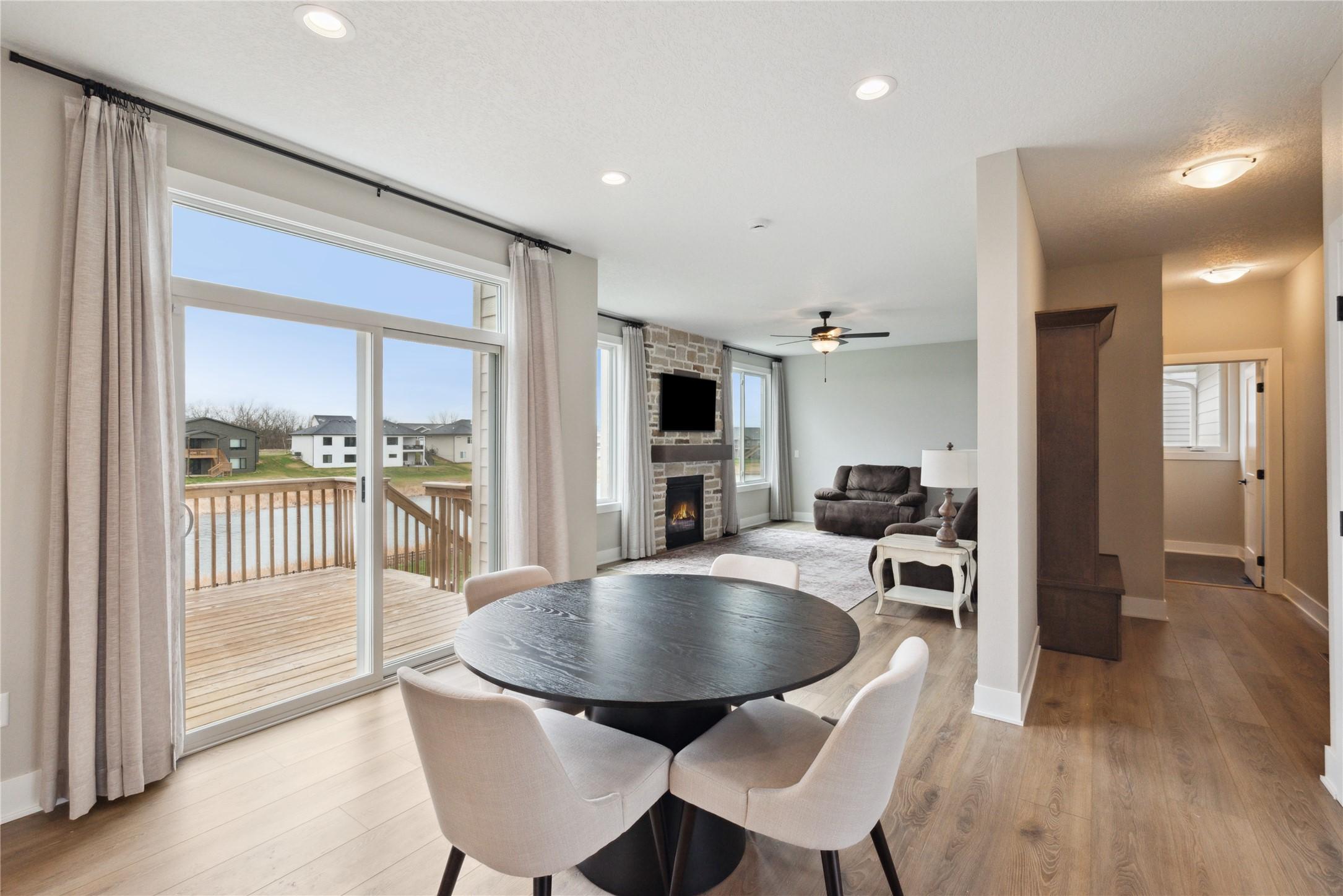 Waukee, Iowa, 50263, United States, 4 Bedrooms Bedrooms, ,3 BathroomsBathrooms,Residential,For Sale,1879799