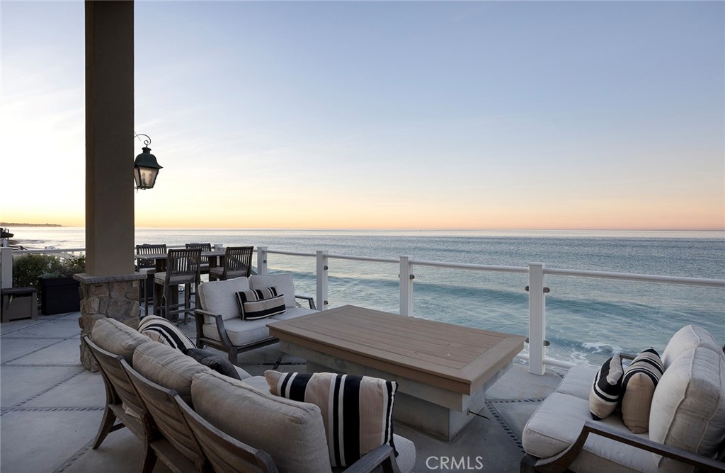 Dana Point, California, 92624, United States, 4 Bedrooms Bedrooms, ,5 BathroomsBathrooms,Residential,For Sale,1739161