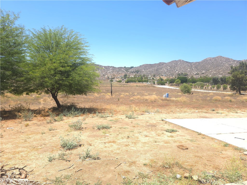 Hemet, California, 92545, United States, 4 Bedrooms Bedrooms, ,3 BathroomsBathrooms,Residential,For Sale,1915367