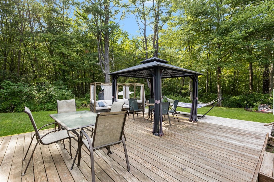 Coventry, Rhode Island, 02816, United States, 3 Bedrooms Bedrooms, ,3 BathroomsBathrooms,Residential,For Sale,1938841