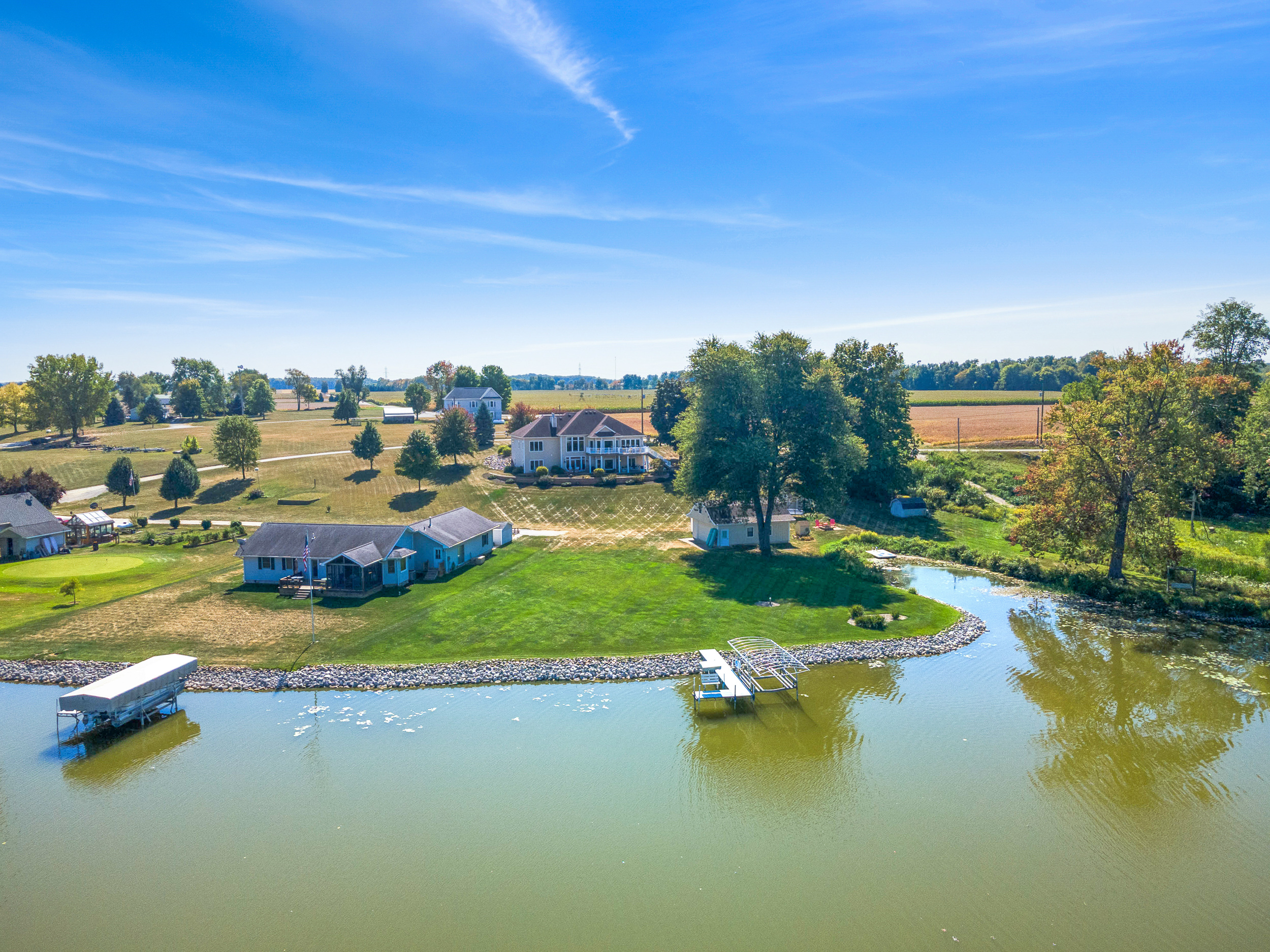  Stunning Updated Ranch with Finished Walk-Out Lower Level - 物件實景