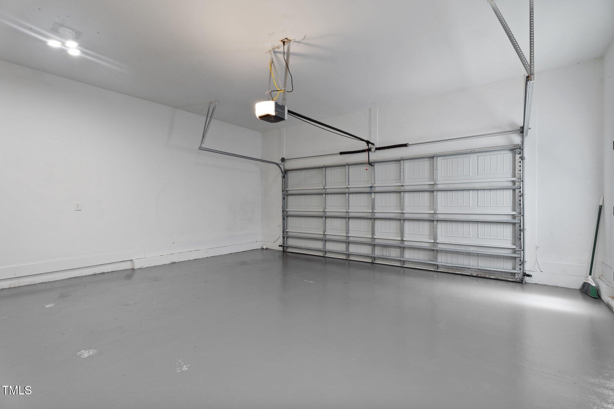 Clayton, North Carolina, 27527, United States, 3 Bedrooms Bedrooms, ,4 BathroomsBathrooms,Residential,For Sale,1874514