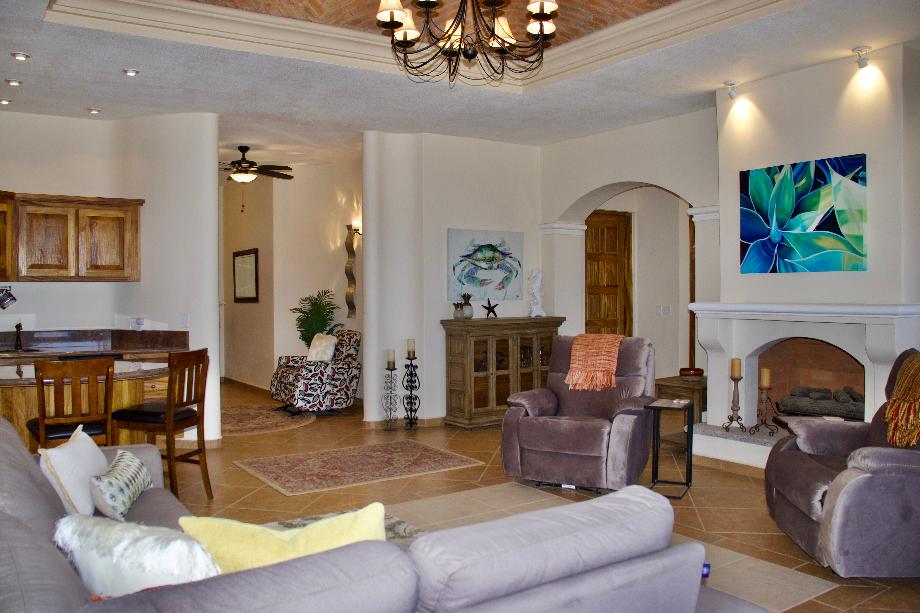 Guaymas, Sonora, 85506, Mexico, 5 Bedrooms Bedrooms, ,4 BathroomsBathrooms,Residential,For Sale,1987682