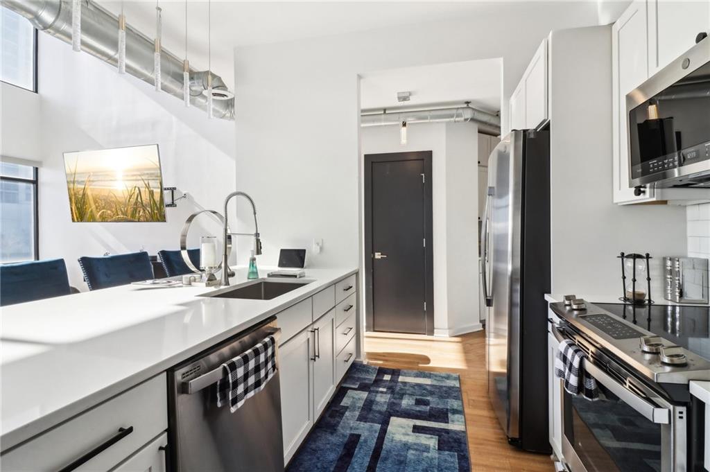 Atlanta, Georgia, 30363, United States, 3 Bedrooms Bedrooms, ,3 BathroomsBathrooms,Residential,For Sale,1919749