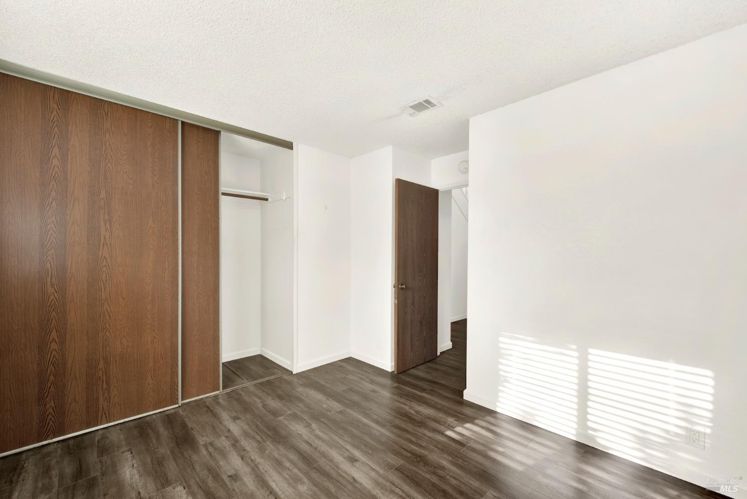 Suisun City, California, 94585, United States, 4 Bedrooms Bedrooms, ,3 BathroomsBathrooms,Residential,For Sale,1989604