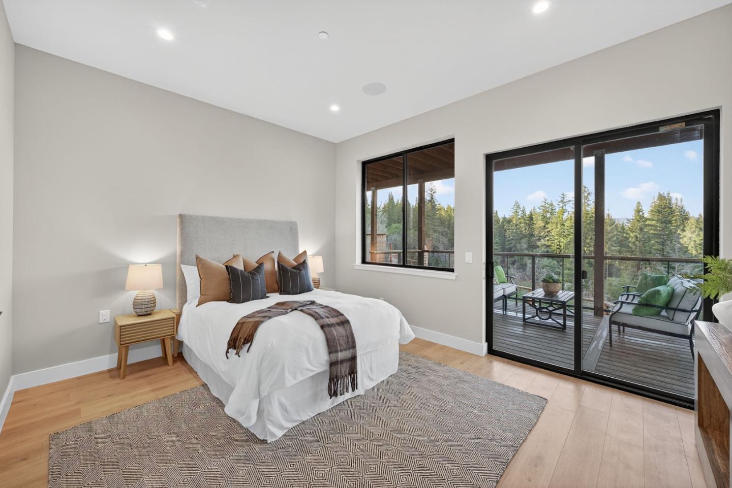 Boulder Creek, California, 95006, United States, 5 Bedrooms Bedrooms, ,4 BathroomsBathrooms,Residential,For Sale,1991450