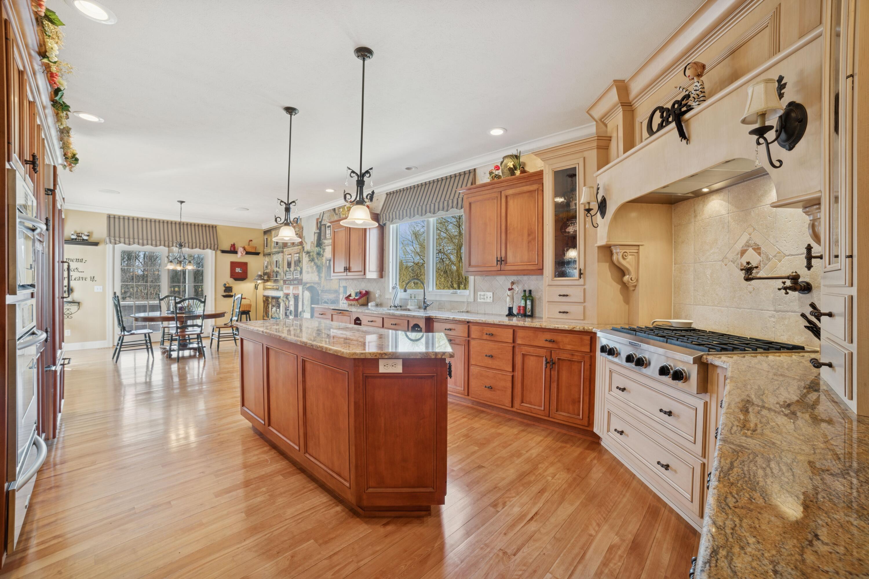 La Porte, Indiana, 46350, United States, 3 Bedrooms Bedrooms, ,3 BathroomsBathrooms,Residential,For Sale,1947117