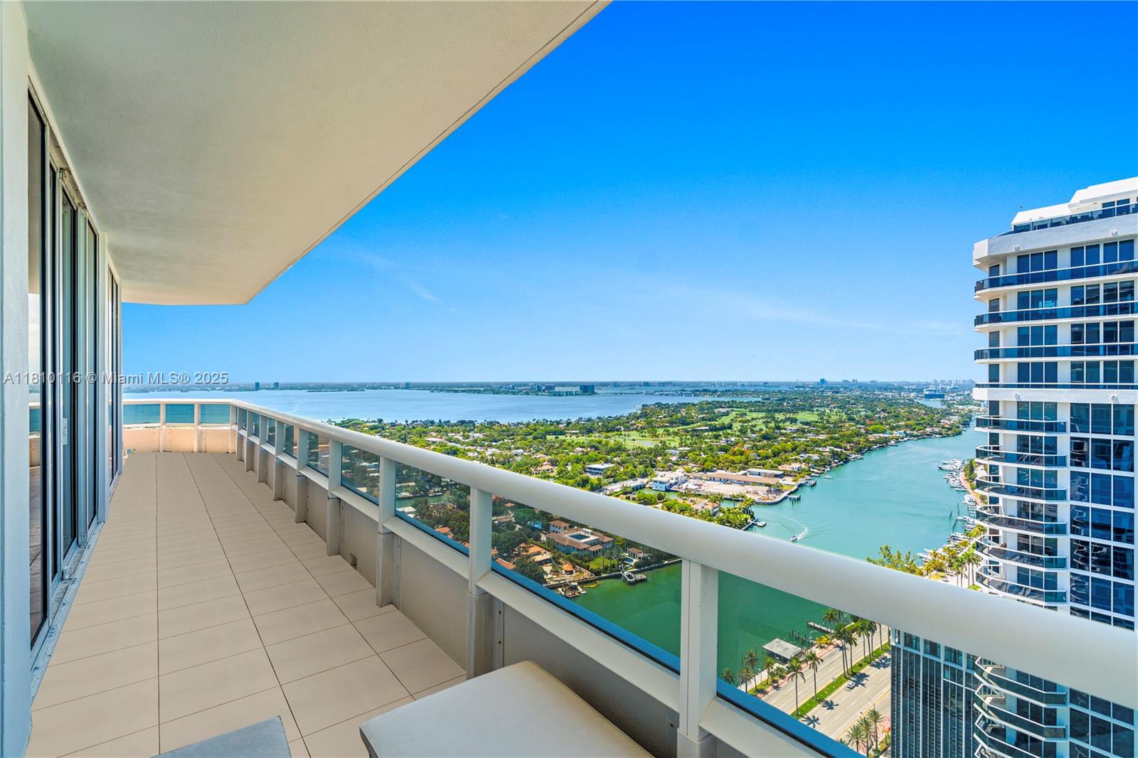 Miami Beach, Florida, 33140, United States, 2 Bedrooms Bedrooms, ,2 BathroomsBathrooms,Residential,For Sale,1838386