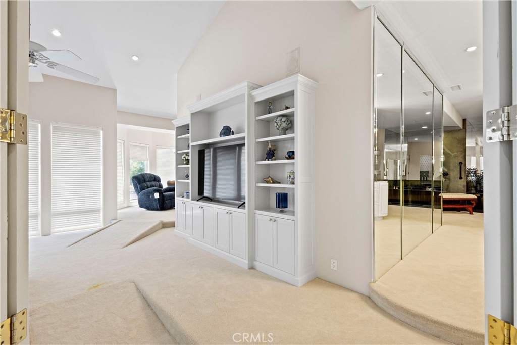 Claremont, California, 91711, United States, 4 Bedrooms Bedrooms, ,6 BathroomsBathrooms,Residential,For Sale,1893668
