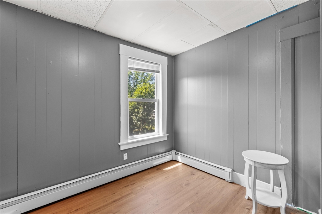 Fitchburg, Massachusetts, 01420, United States, 9 Bedrooms Bedrooms, ,3 BathroomsBathrooms,Residential,For Sale,1927899
