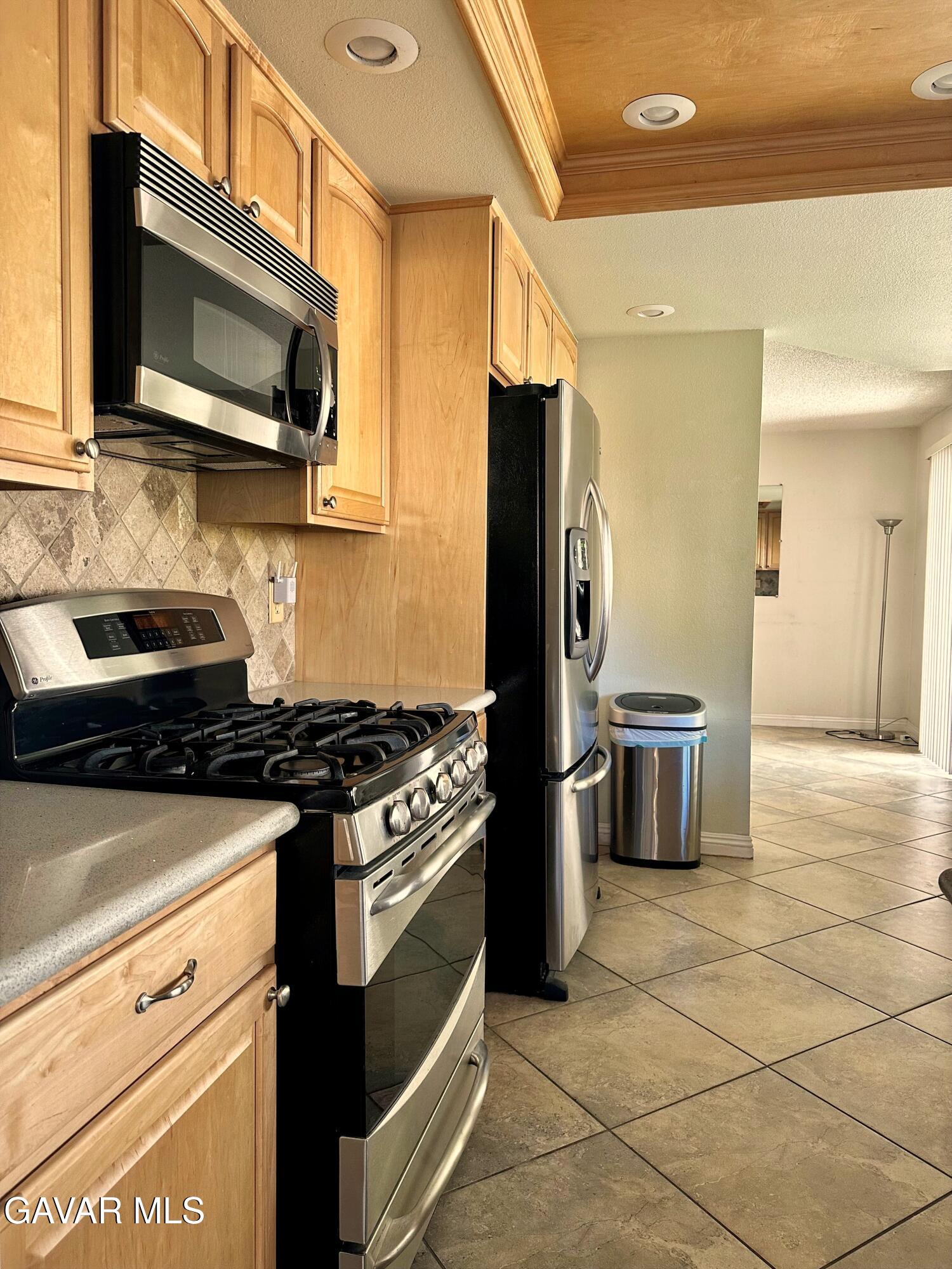 Palmdale, California, 93551, United States, 3 Bedrooms Bedrooms, ,3 BathroomsBathrooms,Residential,For Sale,1973672