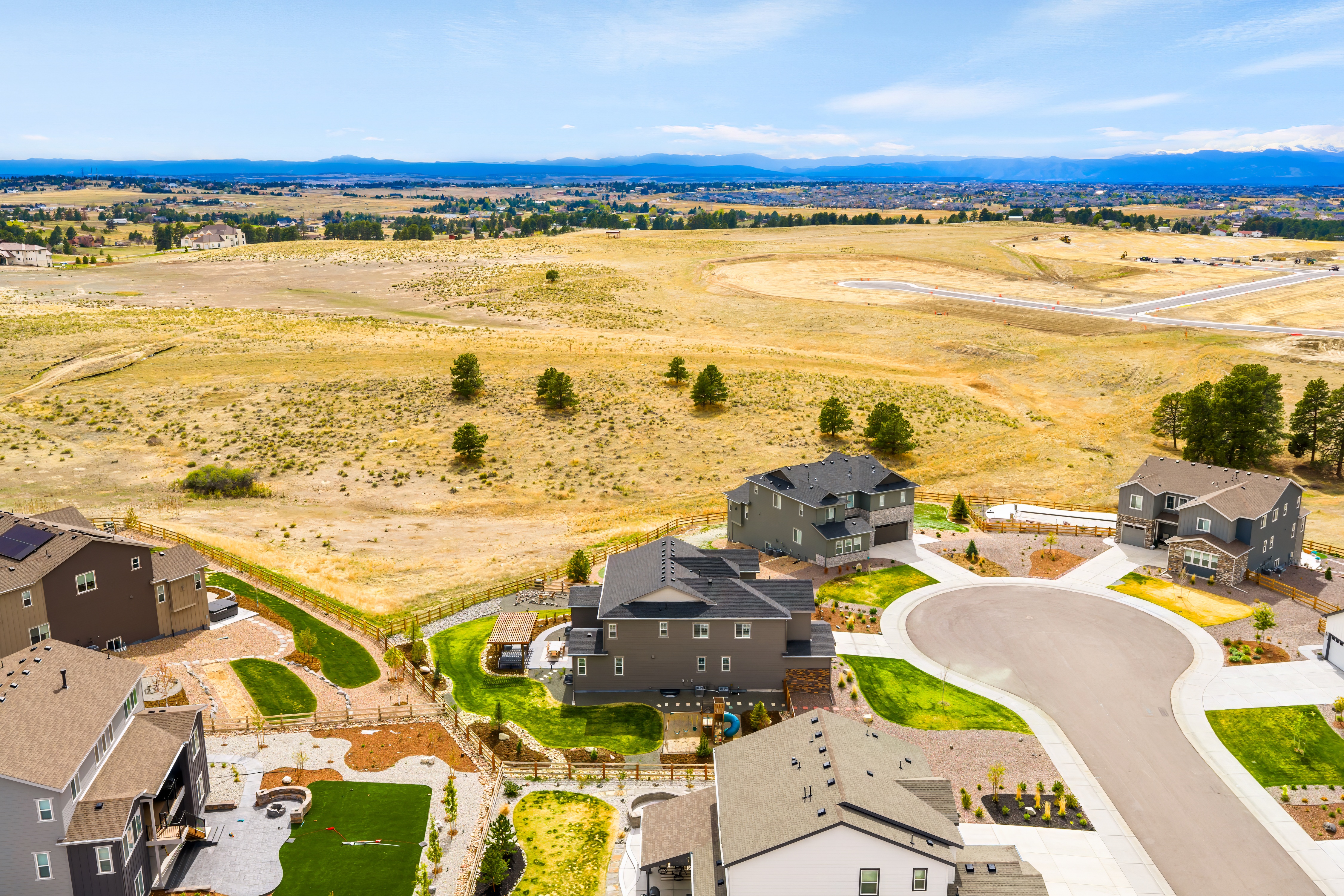  Exceptional Opportunity in Trails at Smoky Hill - 物件實景