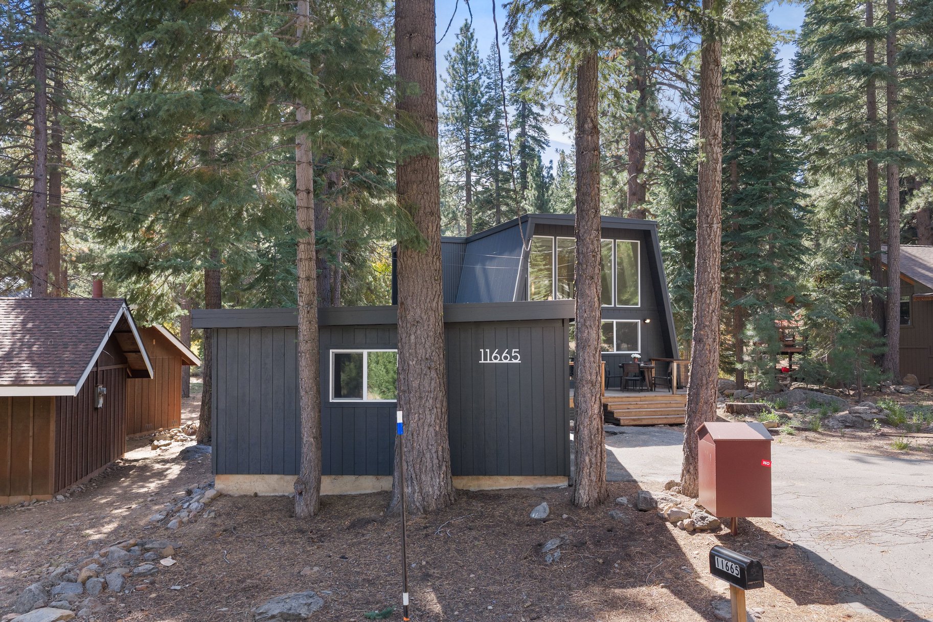  Modern Mountain Retreat Backing to Forest Service Land - 物件實景
