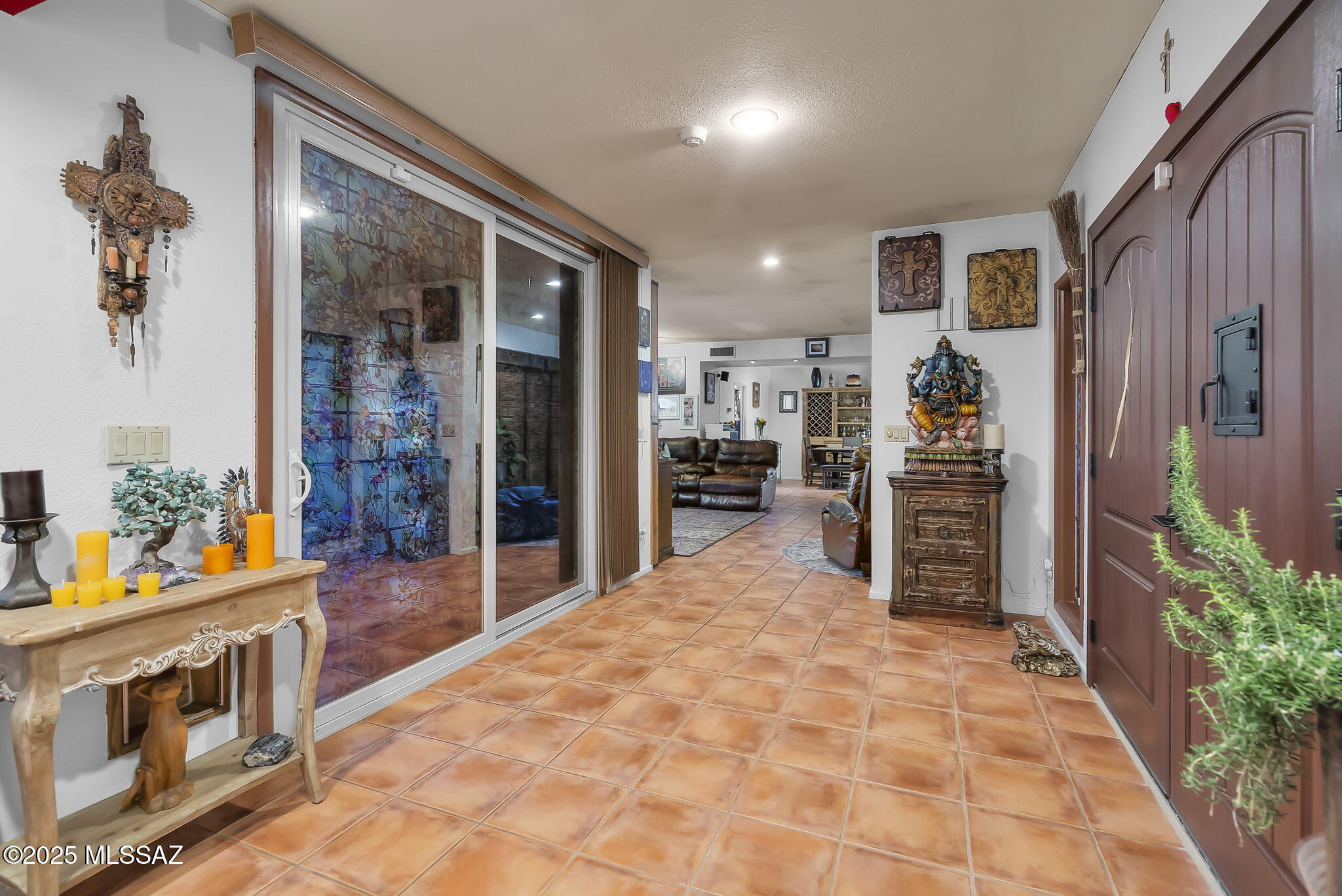 Tubac, Arizona, 85646, United States, 2 Bedrooms Bedrooms, ,3 BathroomsBathrooms,Residential,For Sale,1991588