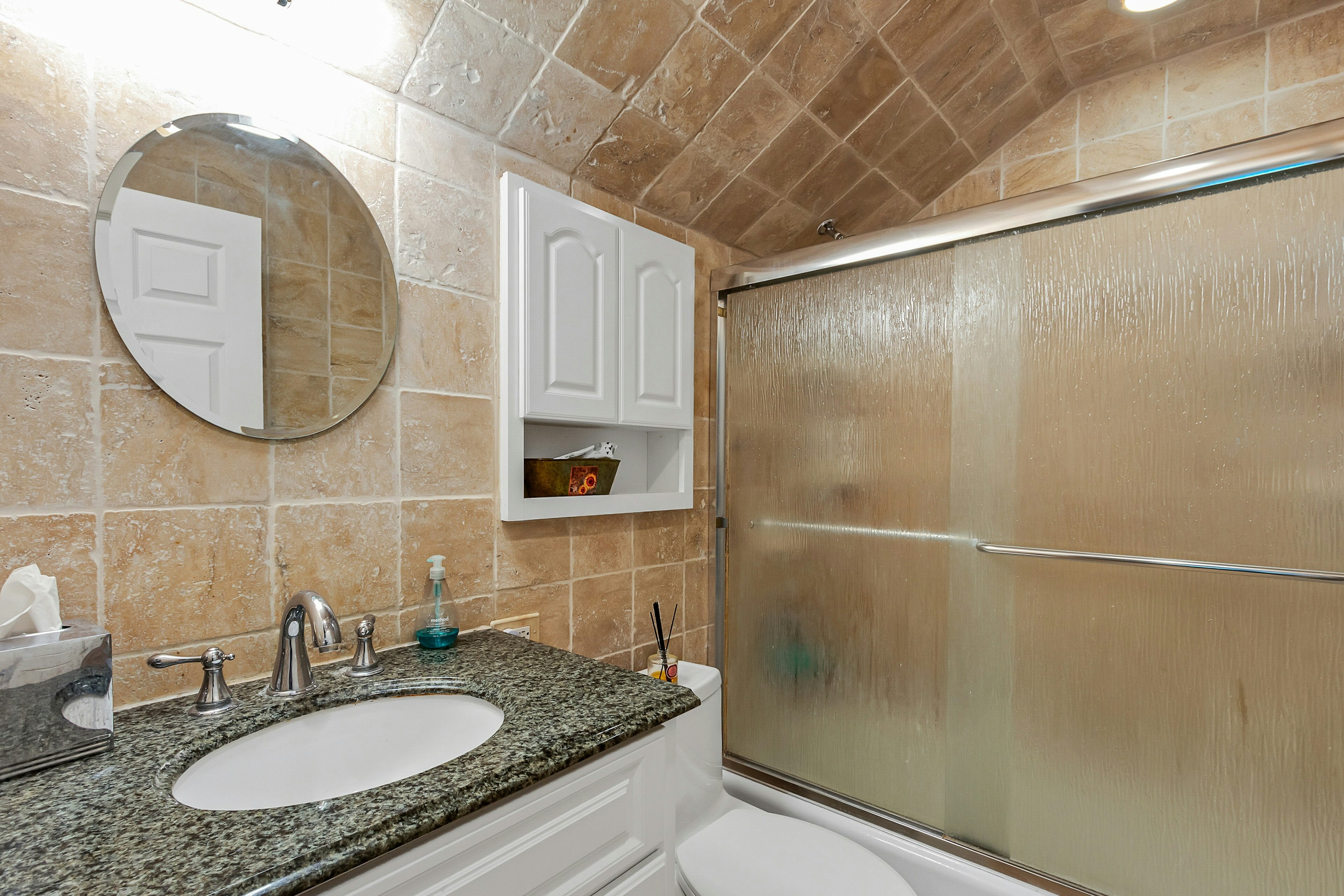  15 Colonial Road, Tenafly, NJ 07670 - 物件實景