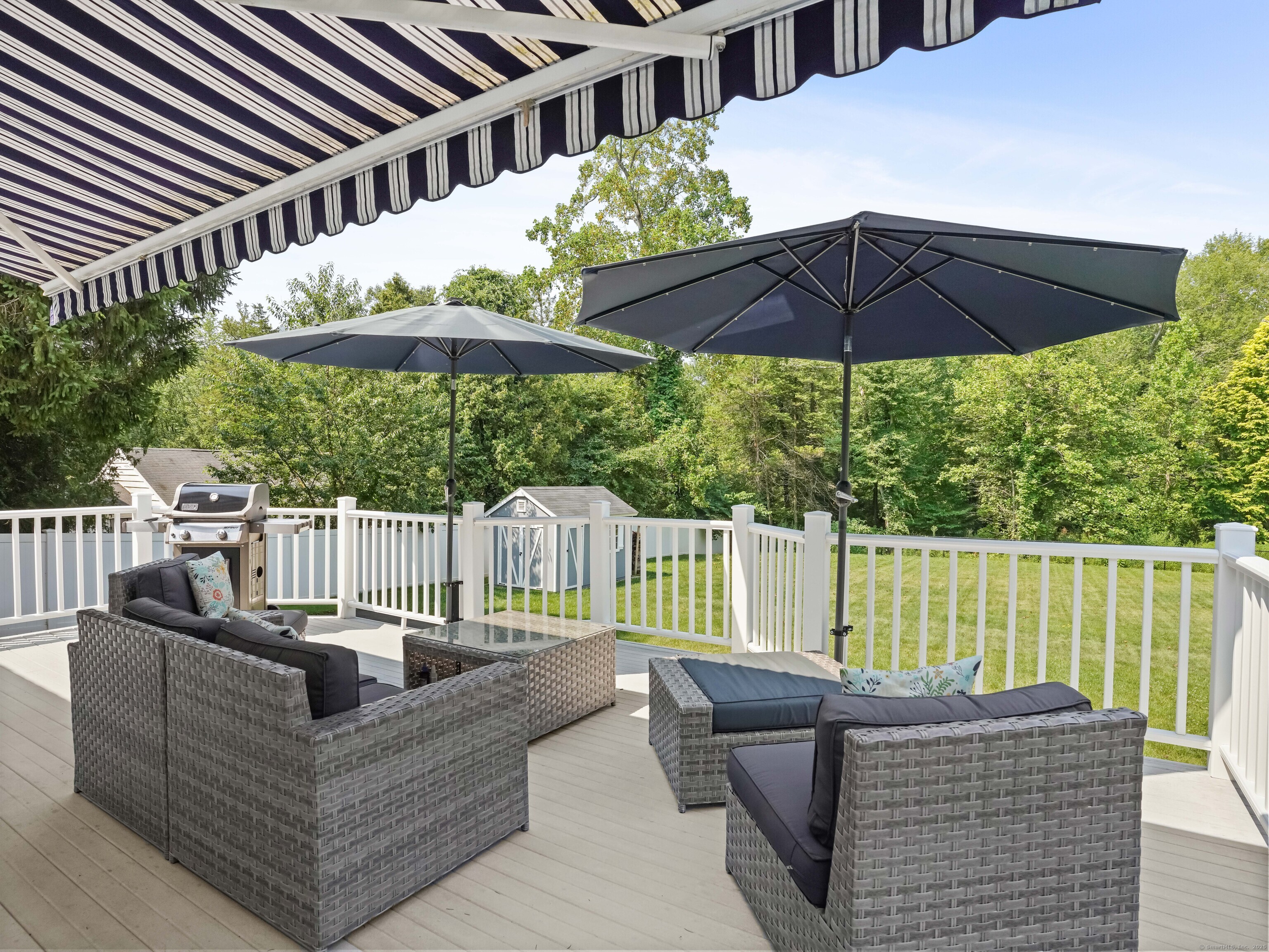 Trumbull, Connecticut, 06611, United States, 2 Bedrooms Bedrooms, ,2 BathroomsBathrooms,Residential,For Sale,1917497