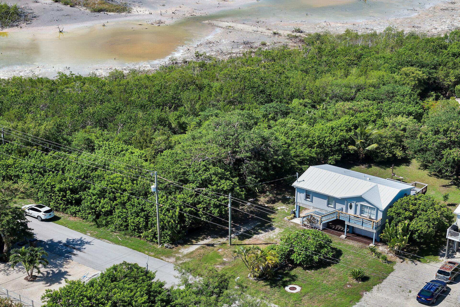 Marathon, Florida, 33050, United States, 3 Bedrooms Bedrooms, ,1 BathroomBathrooms,Residential,For Sale,1941716