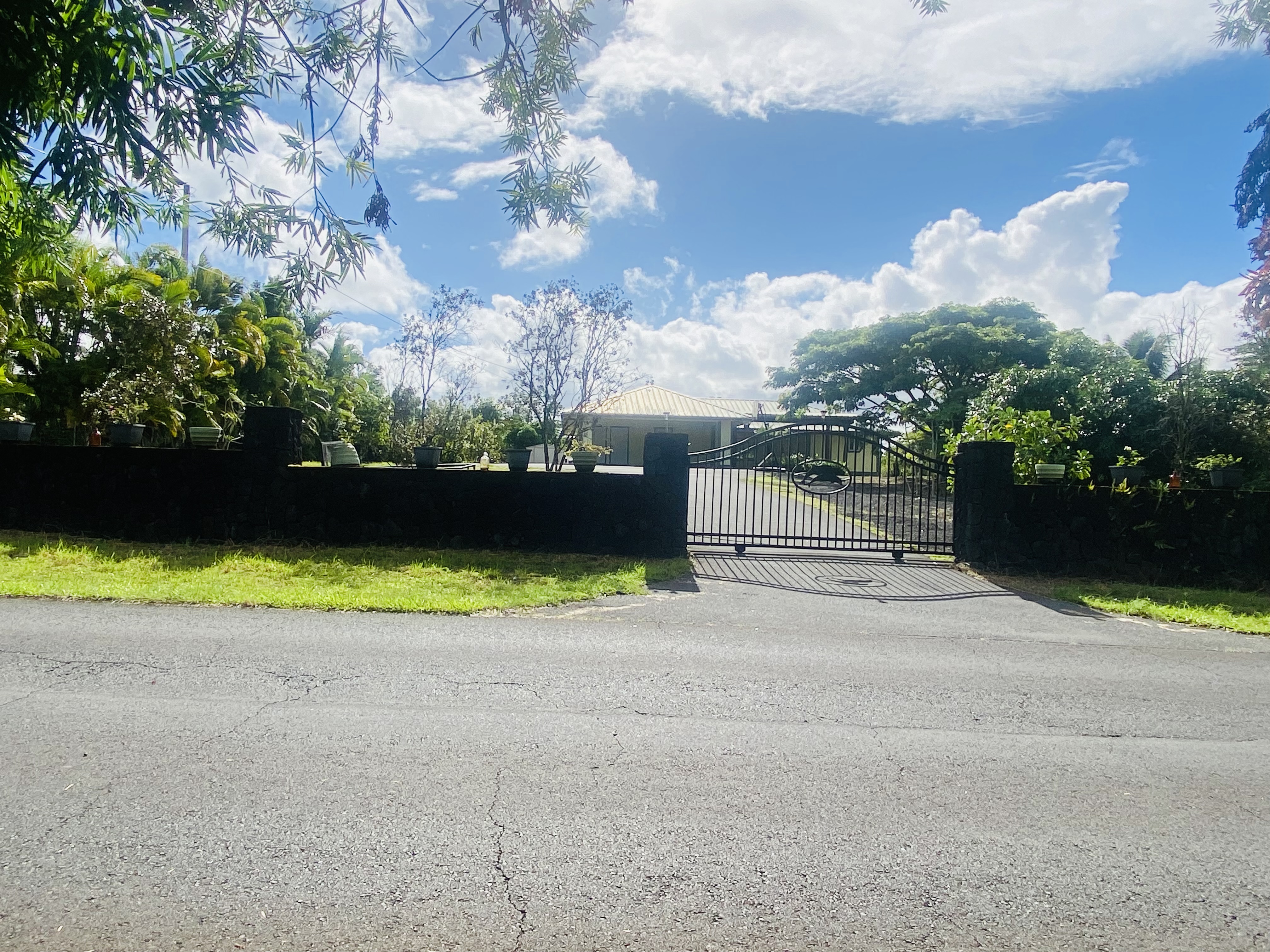 Keaau, Hawaii, 96749, United States, 3 Bedrooms Bedrooms, ,2 BathroomsBathrooms,Residential,For Sale,2001770