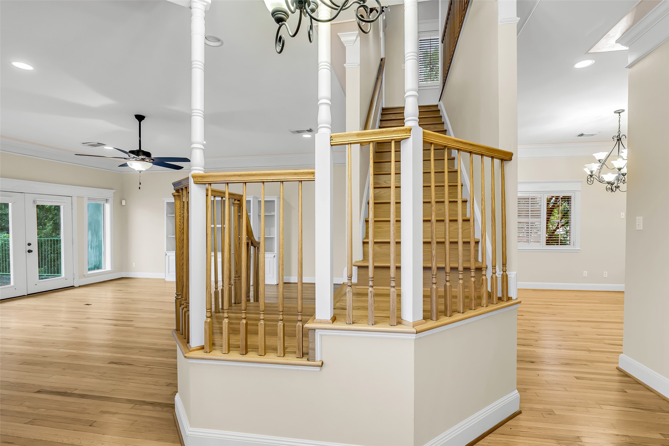  3201 White Oak Drive - 物件實景
