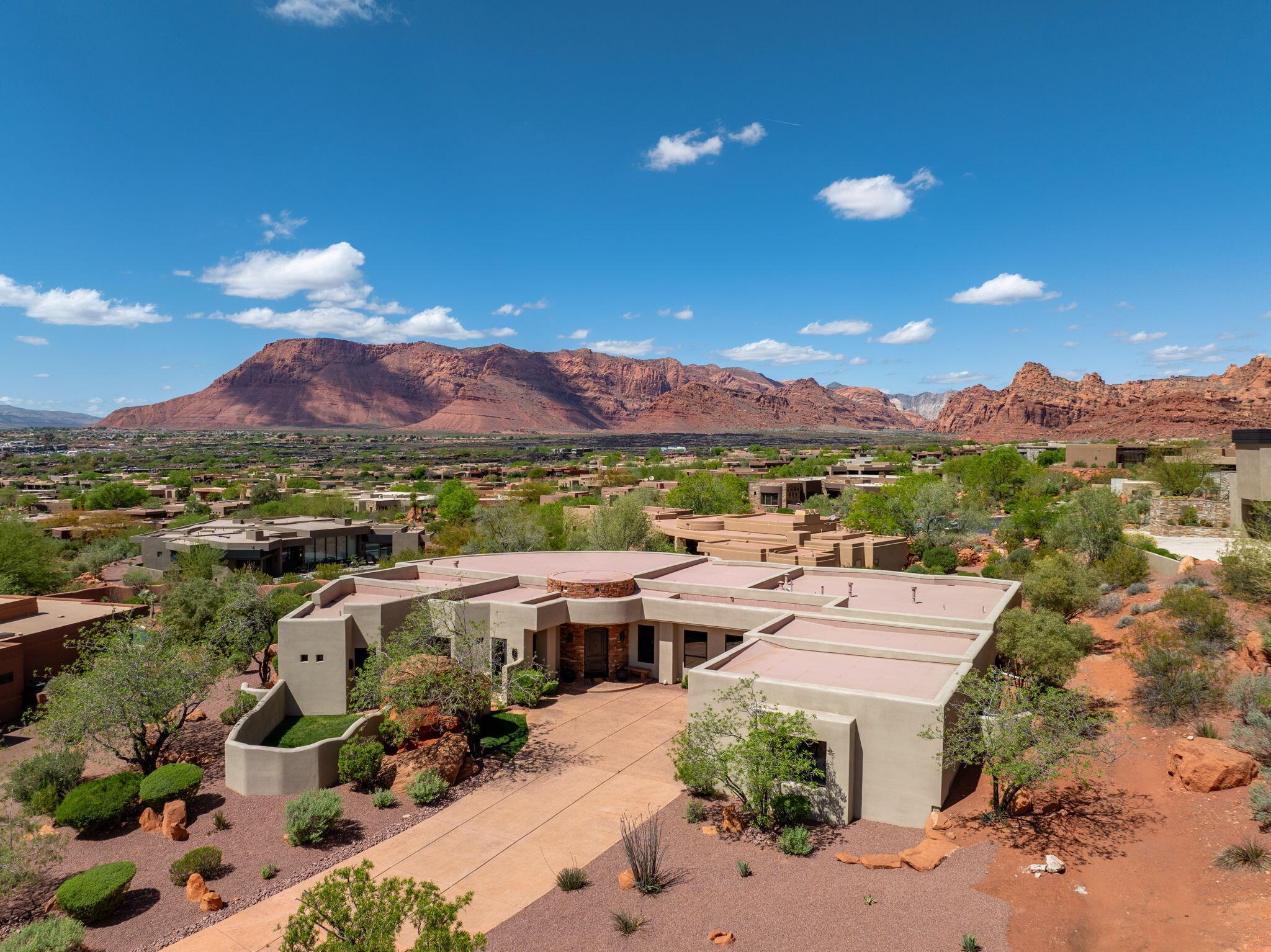 St George, Utah, 84770, United States, 4 Bedrooms Bedrooms, ,5 BathroomsBathrooms,Residential,For Sale,1976696