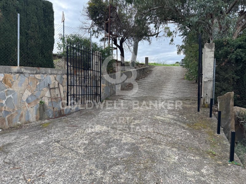 Estepona, Andalusia, ES, 4 Bedrooms Bedrooms, ,1 BathroomBathrooms,Residential,For Sale,1806484