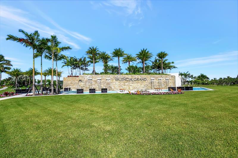 Boynton Beach, Florida, 33473, United States, 4 Bedrooms Bedrooms, ,5 BathroomsBathrooms,Residential,For Sale,2000646