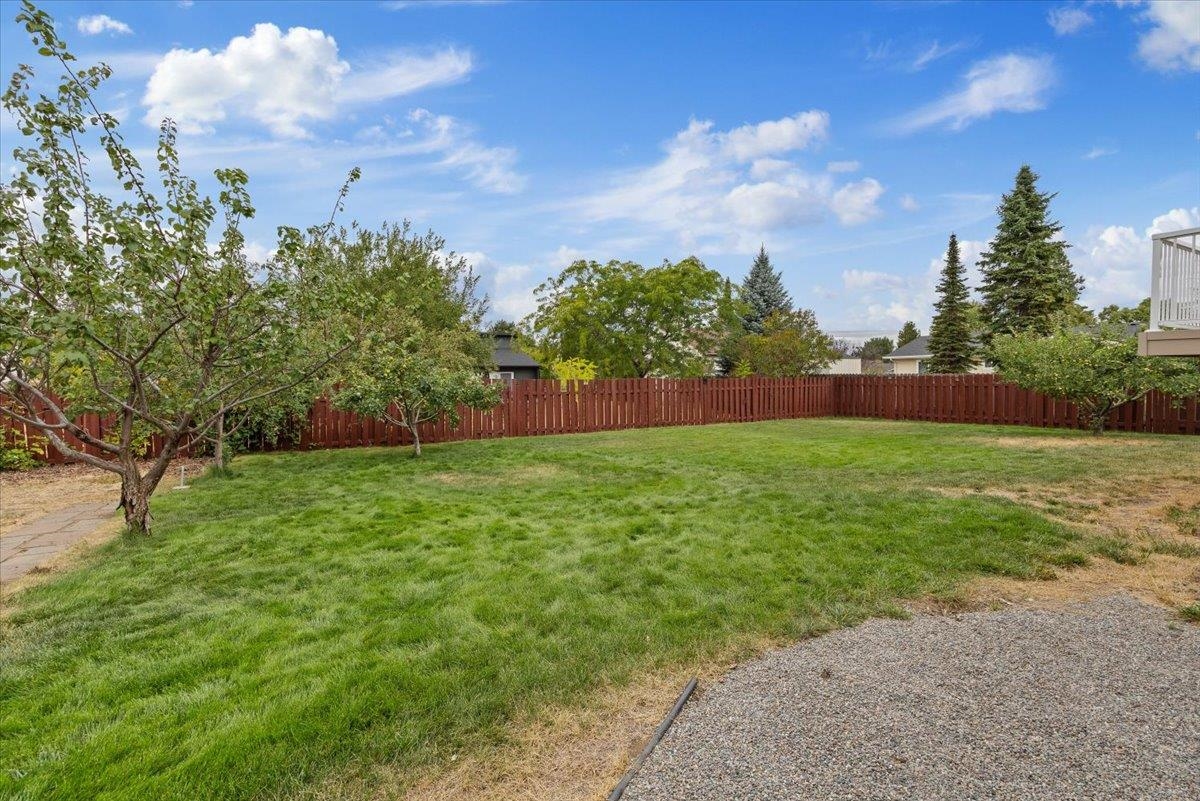 Spokane, Washington, 99223, United States, 4 Bedrooms Bedrooms, ,2 BathroomsBathrooms,Residential,For Sale,1925405