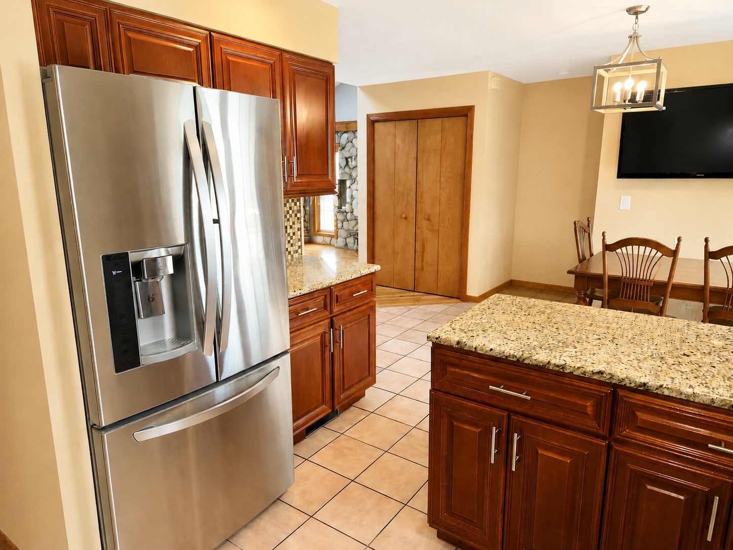 Middle Island, New York, 11953, United States, 4 Bedrooms Bedrooms, ,4 BathroomsBathrooms,Residential,For Sale,2049194
