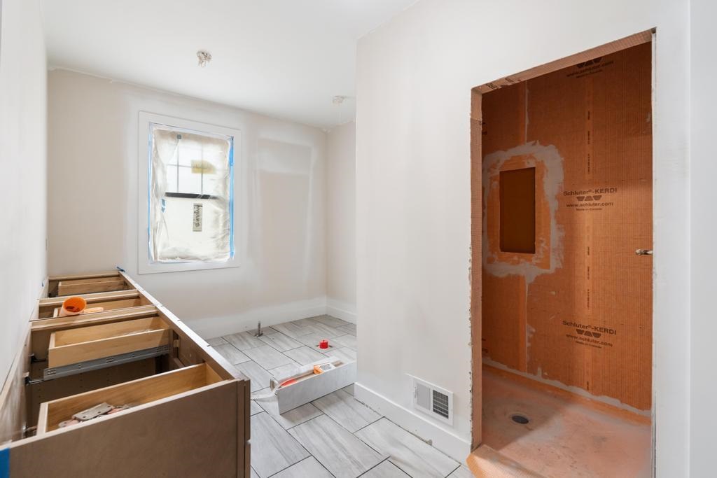 Harbor Springs, Michigan, 49740, United States, 3 Bedrooms Bedrooms, ,2 BathroomsBathrooms,Residential,For Sale,1818428