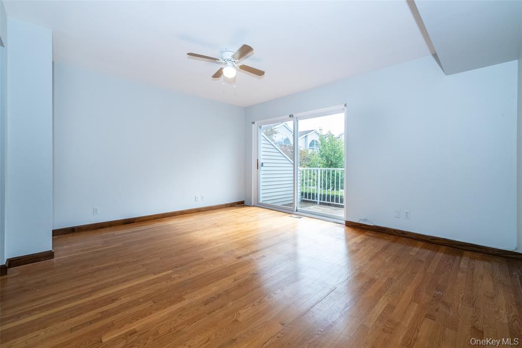 Bronx, New York, 10464, United States, 2 Bedrooms Bedrooms, ,2 BathroomsBathrooms,Residential,For Sale,1981107