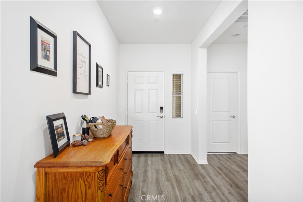 Beaumont, California, 92223, United States, 3 Bedrooms Bedrooms, ,2 BathroomsBathrooms,Residential,For Sale,1983503